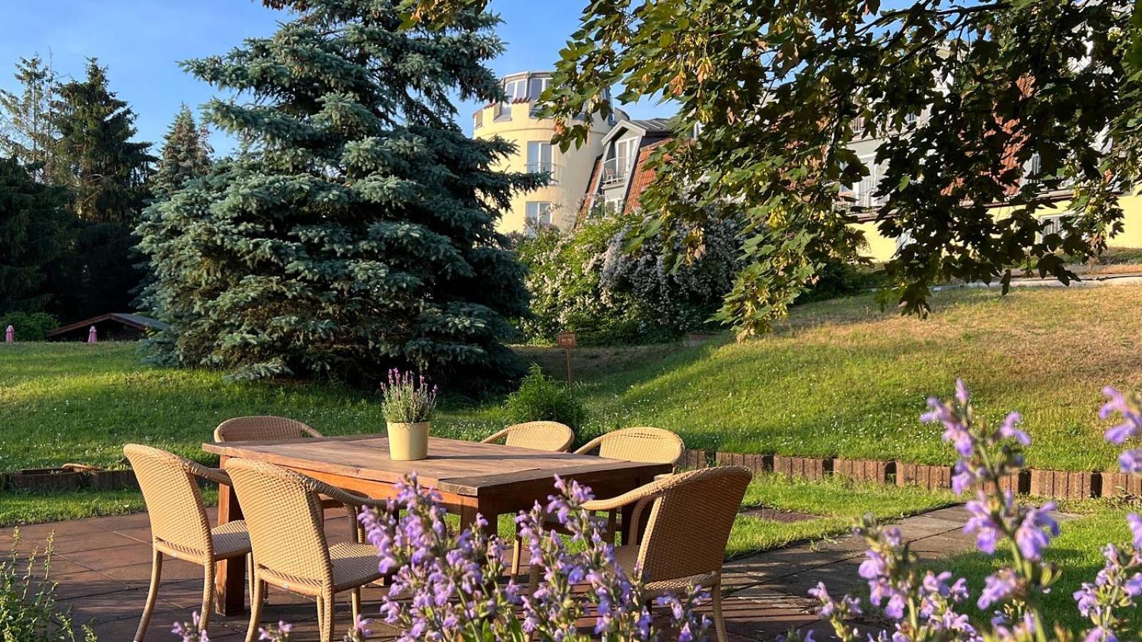 Hotel & Spa Sommerfeld - Adults Only Kremmen Exterior foto